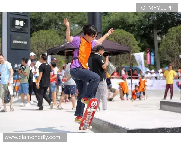 西安滑板队的热血节奏与青春梦想的碰撞探讨